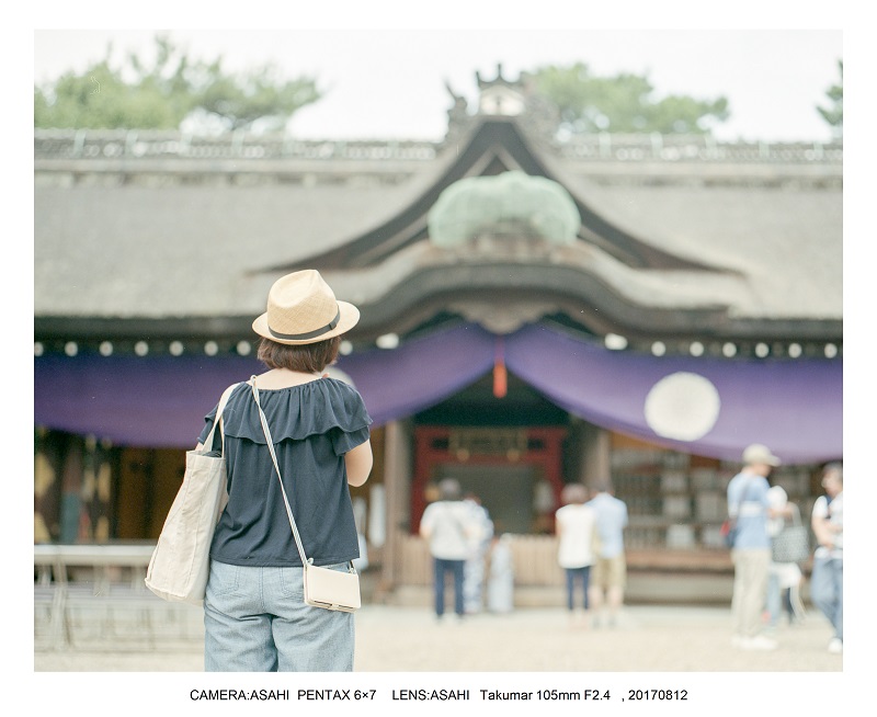 4フィルムカメラPENTAX6×7持って大阪風景散歩.jpg
